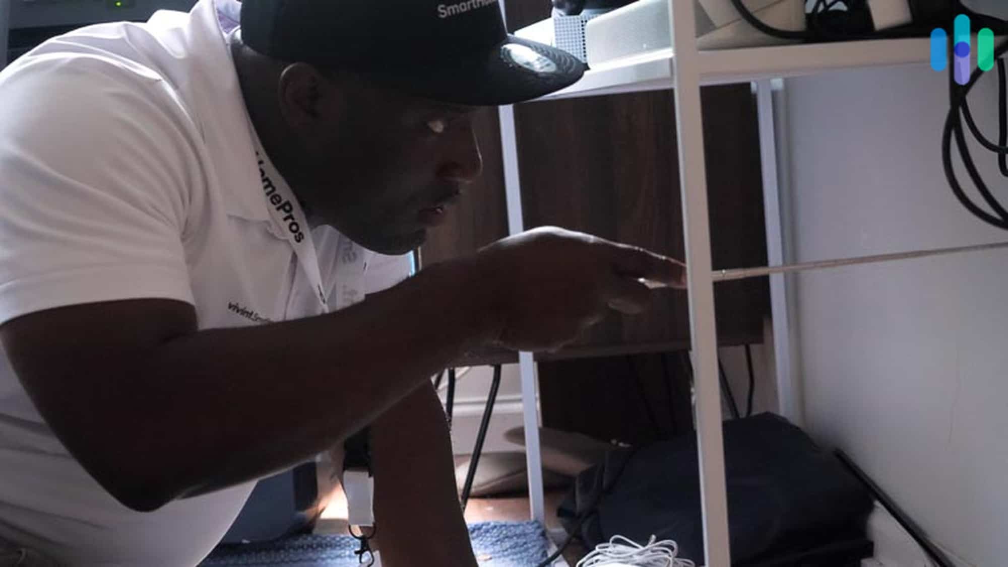 Installing Vivint Installing Vivint