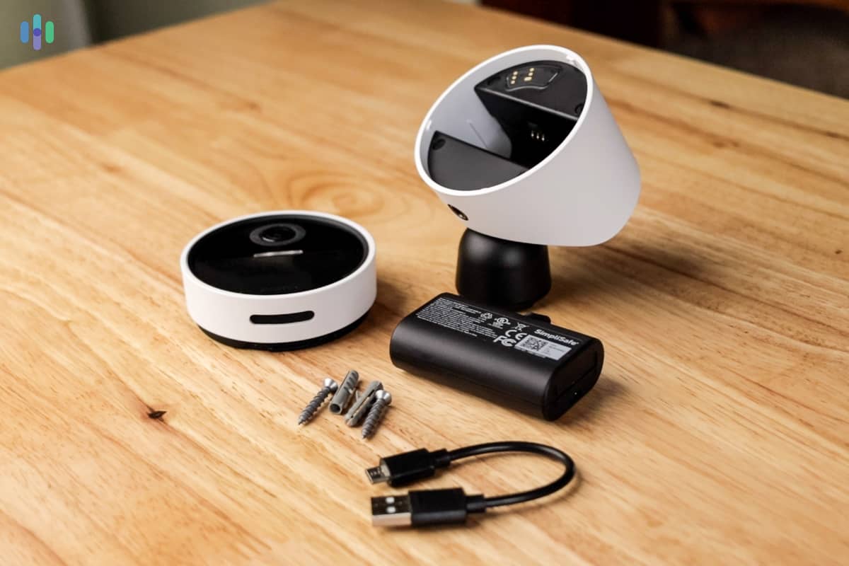 SimpliSafe Outdoor Camera components SimpliSafe Outdoor Camera components