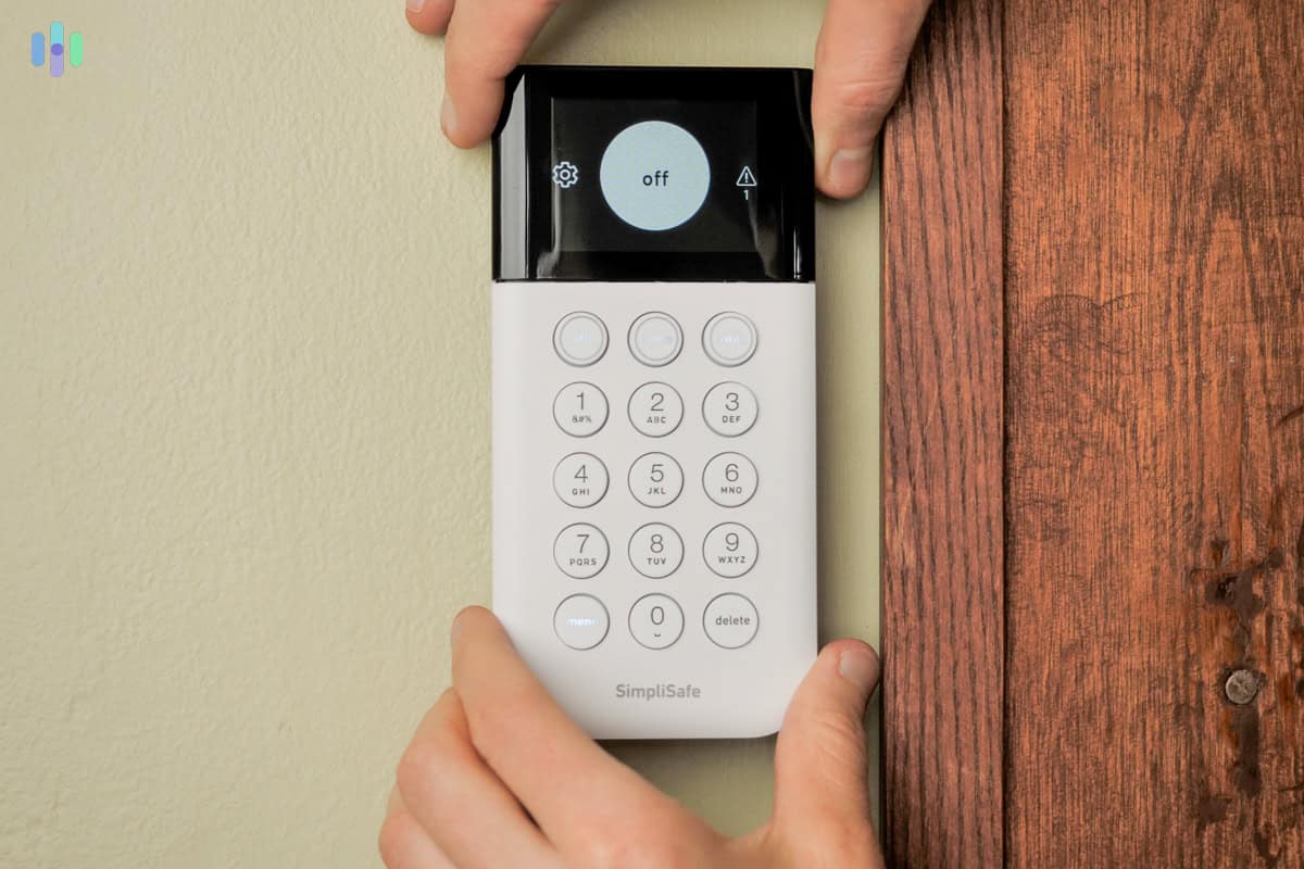 Installing SimpliSafe’s Keypad Installing SimpliSafe's Keypad