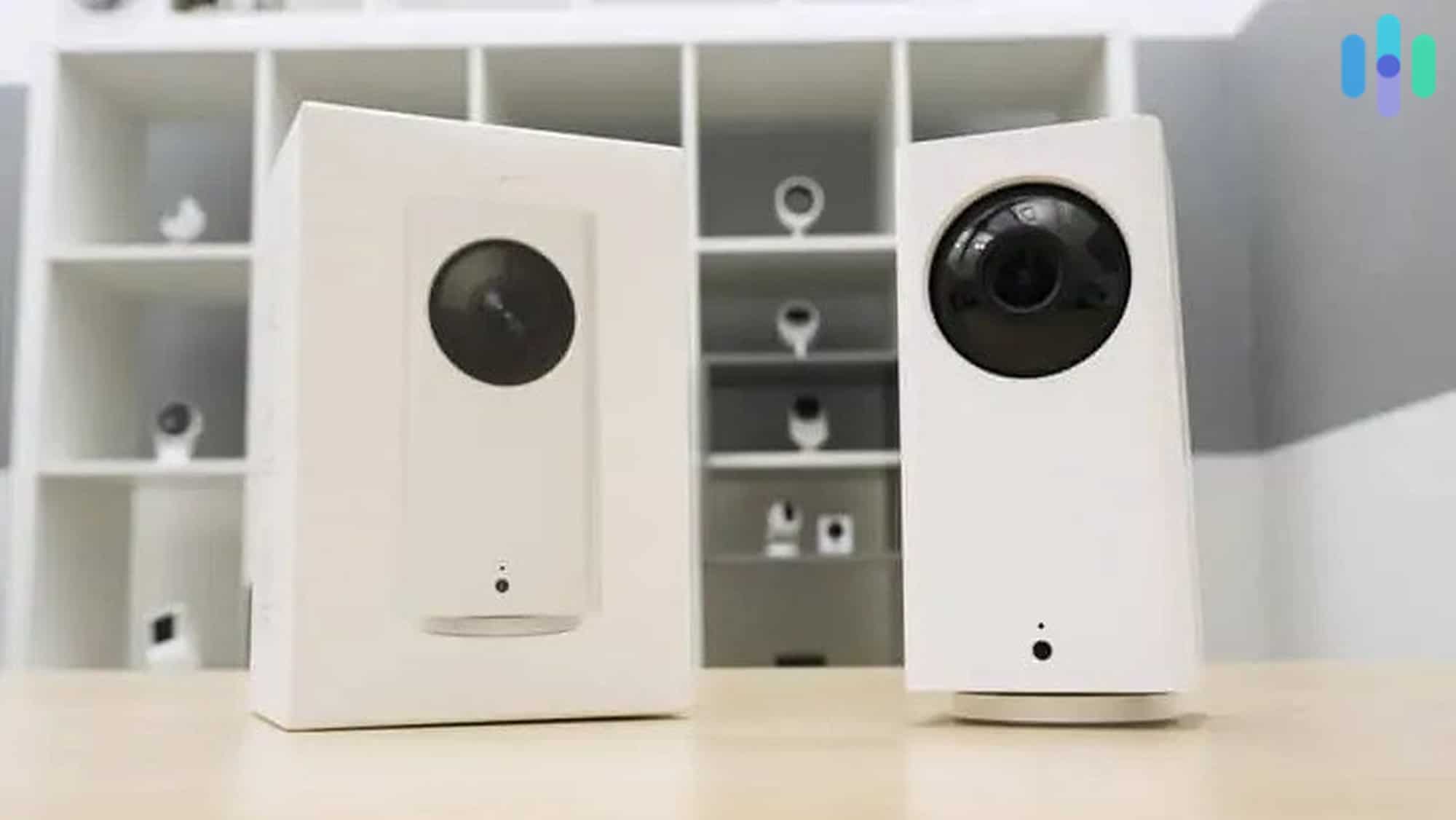 Wyze Cam Pan and Box Wyze Cam Pan and Box